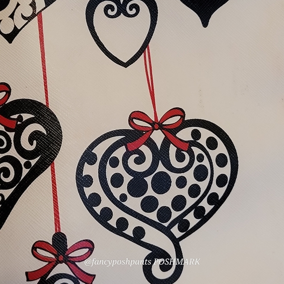 BRIGHTON holiday love notes tote bag purse w/logo heart zipper pull black red - Picture 10 of 17